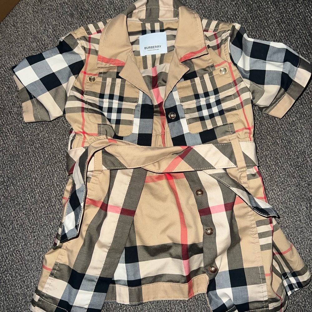 AUTHENTIC BURBERRY BABY GIRLS 12m DRESS